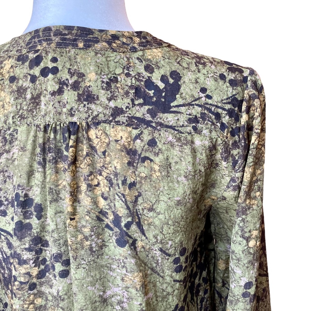Banana Republic Women’s silk olive green quarter length sleeve blouse - S - Picture 10 of 12
